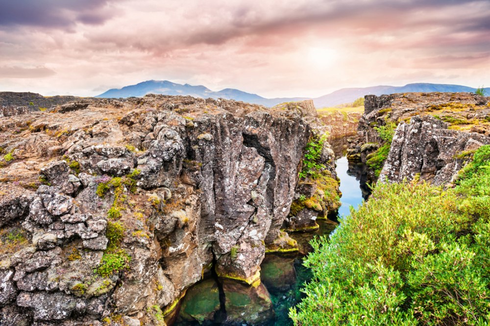 BIG_BIG-copy-copy-copy-1-Thingvellir-National-Park-in-Iceland-source-shutterstock-1487864741983_17579292192593