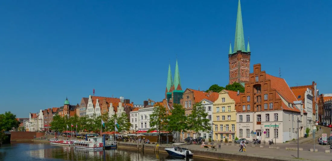 kruiz-fiordite-na-islandiya-i-shotlandiya-costa-favolosa-10_1761640027